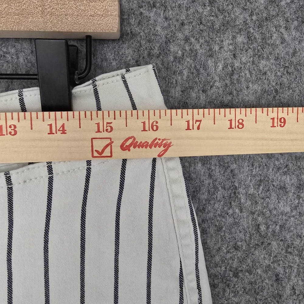 Sincerely Jules Shorts Juniors 11/30‎ Cream Navy Striped Button Front Chino - Picture 6 of 10